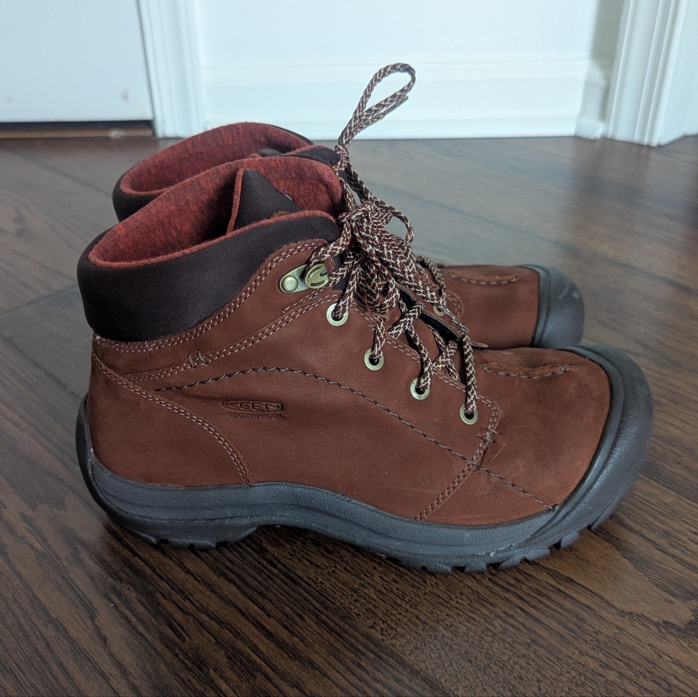 Keen Kaci Waterproof Boots Size 9 Brown Mid Top